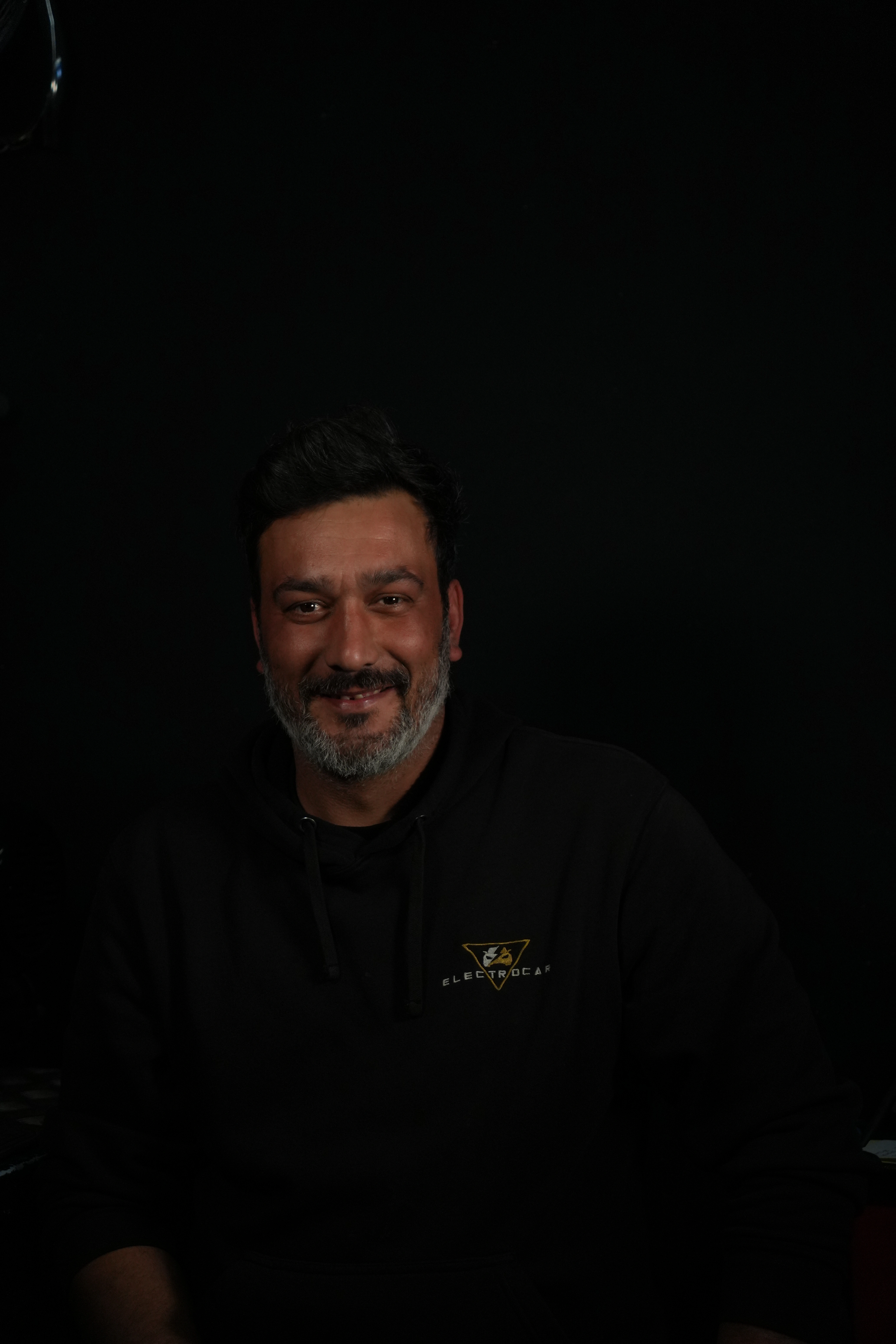 Carlos Medeiros em trabalho
